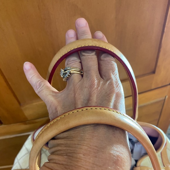 Dooney and Bourke - Picture 14 of 14